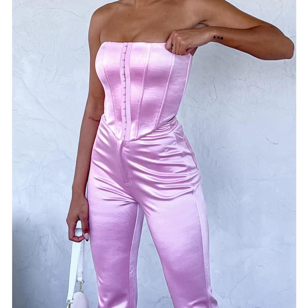 White Fox Boutique The New Look Bustier Pink and Pants
